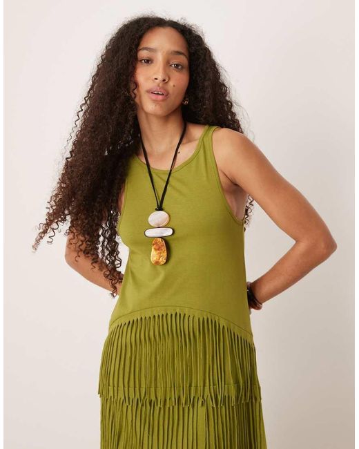 Vestido Largo Con Cuello De Nadadora Y Flecos De ASOS de color Green
