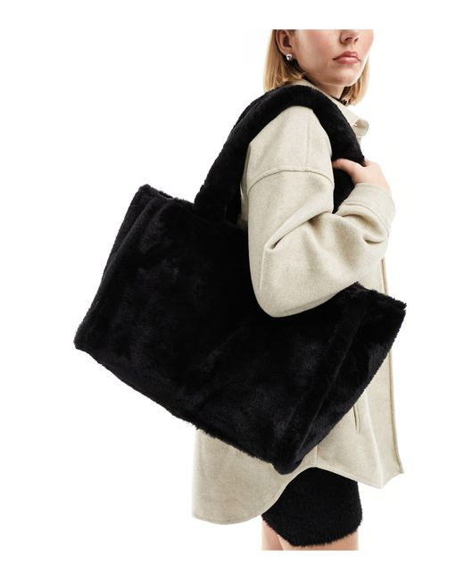 Pieces Black Faux Fur Shopper Bag
