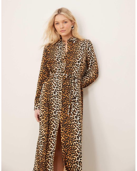 Y.a.s - robe chemise longue à imprimé léopard et liens à la taille Y.A.S en coloris Natural