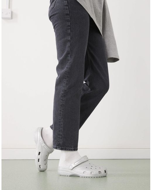 CROCSTM Metallic – klassische clogs