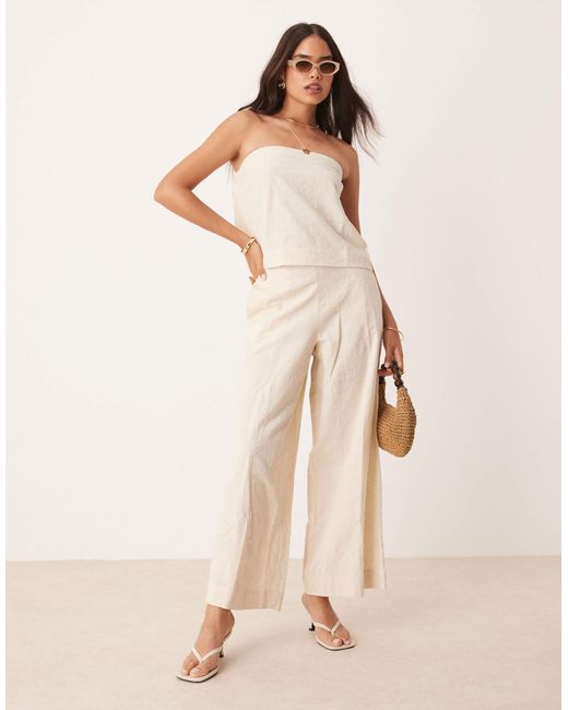Bandeau d'ensemble à détail brodé - crème ASOS en coloris Natural