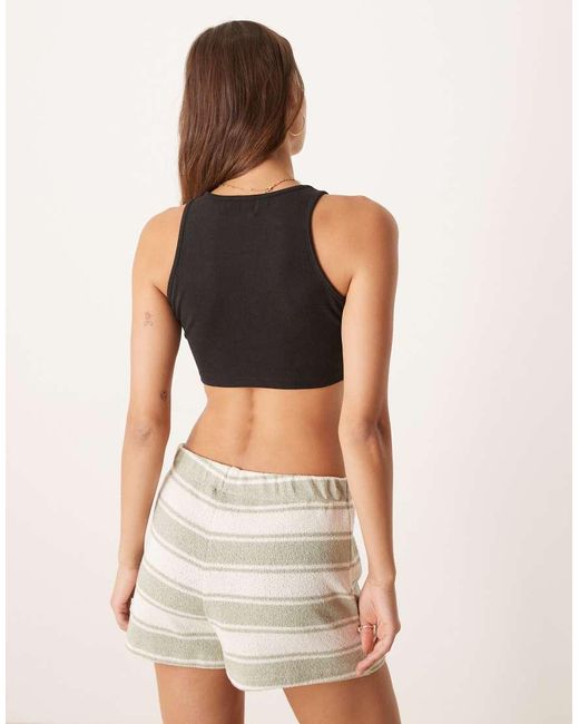 agon® Black Tank Crop Top