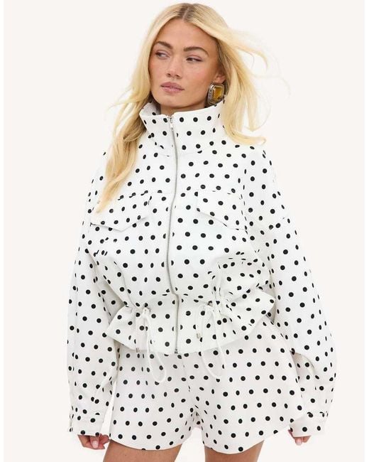 Loavies White Cocooned