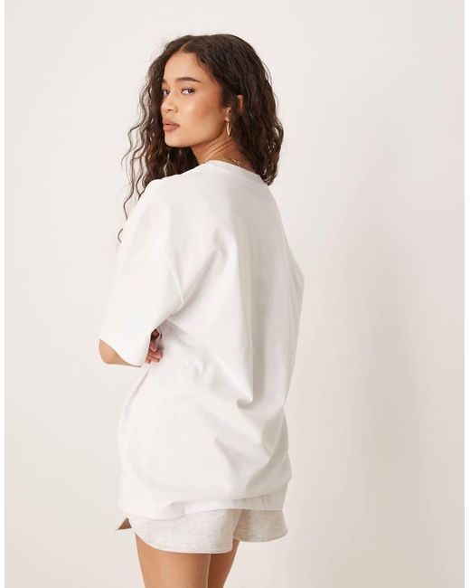 Camiseta Blanca Con Aplicación "Active" De Tala de color White