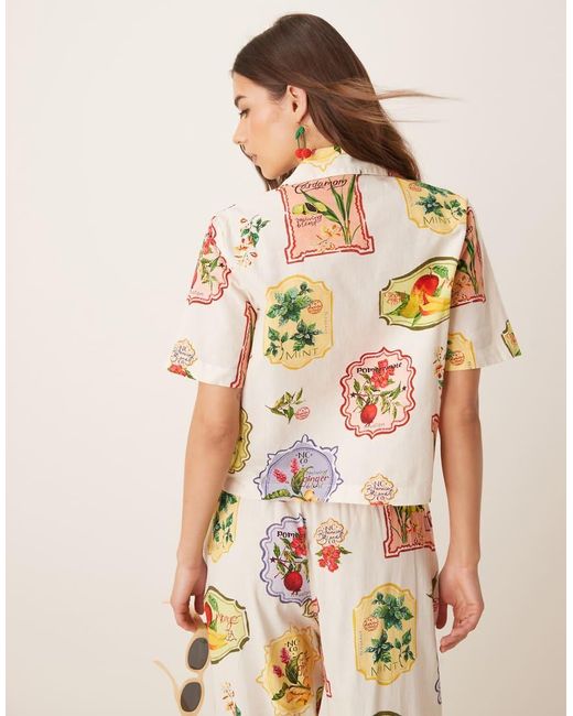 Camisa Con Estampado De Postales De Frutas Y Detalle De Lazada Harper De (Parte De Un Conjunto) Nobody's Child de color Natural