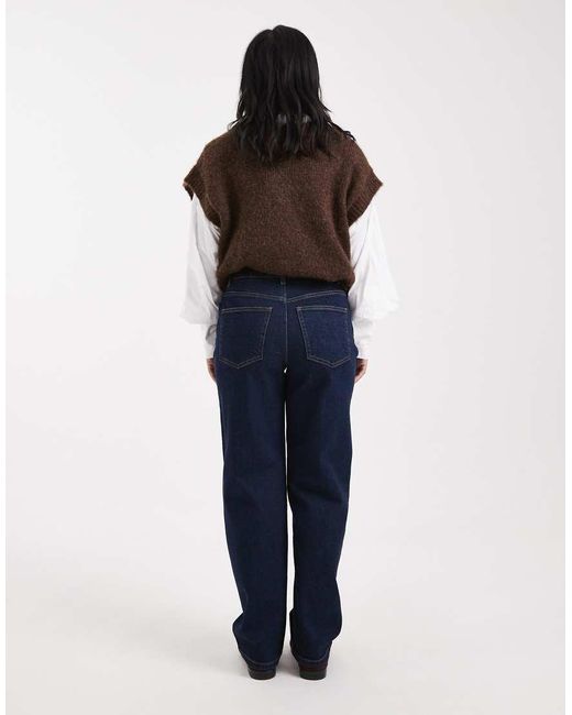 Jeans Dritti Lavaggio Indaco di Miss Selfridge in Blue