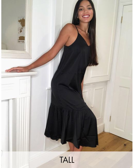 Vero Moda Black – midikleid mit trägern und schößchensaum