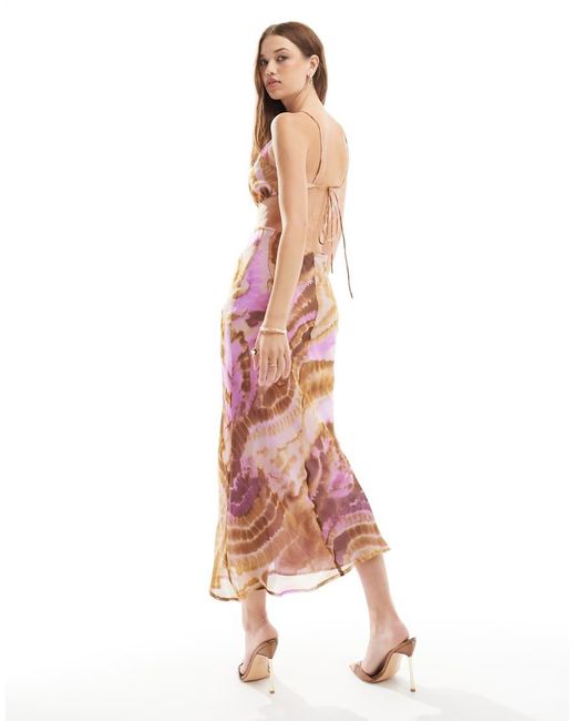 Vestito Al Polpaccio Allacciato Al Collo di ASOS in Brown