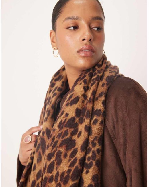 Sciarpa Multicolore Leopardata di Accessorize in Brown
