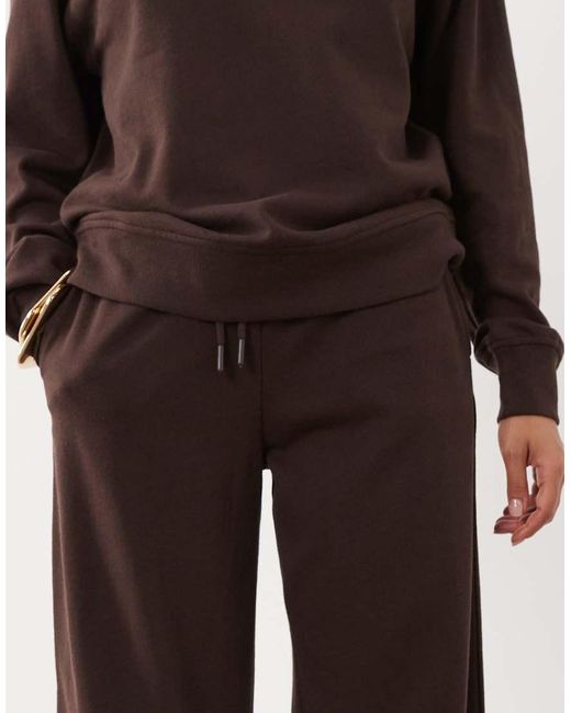 JDY Petite Brown Wide Leg Sweat joggers Co-ord