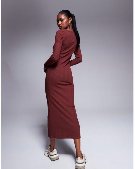 ASOS Red – langärmliges midikleid