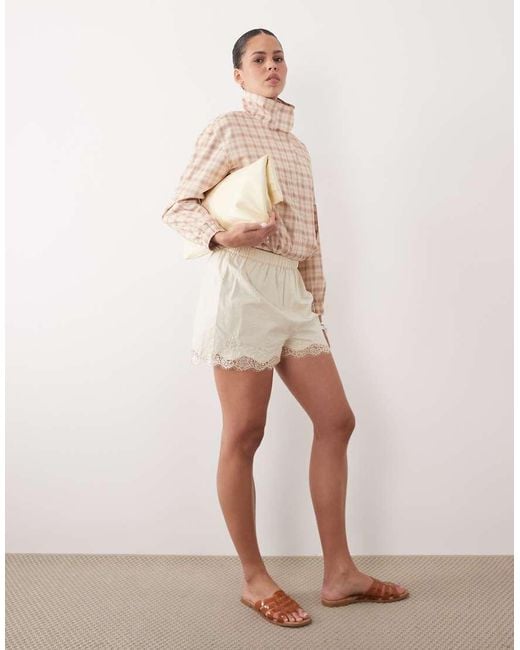 Miss Selfridge Natural Scallop Detail Windbreaker