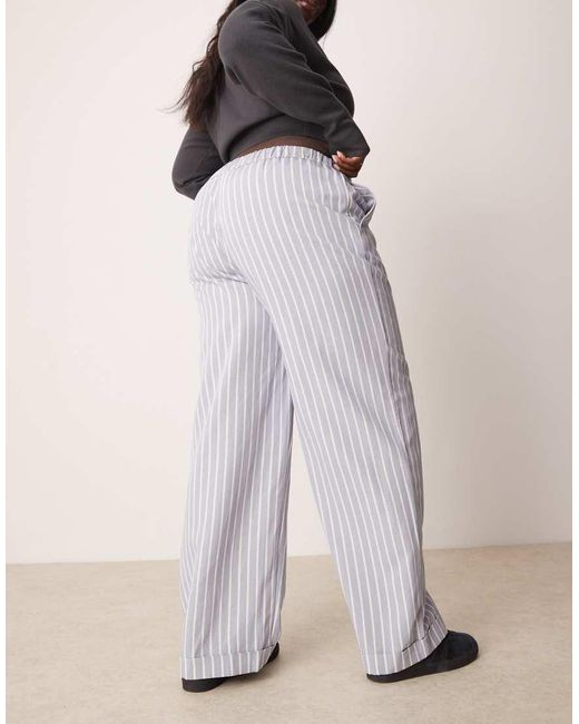 Curve di ASOS in White