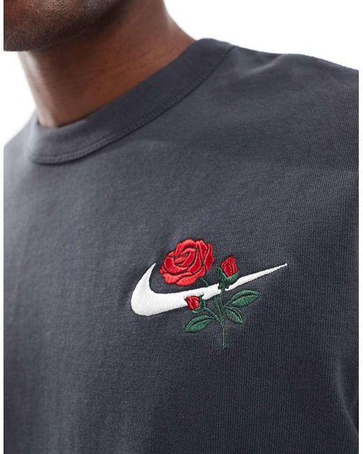 nike floral logo t shirt