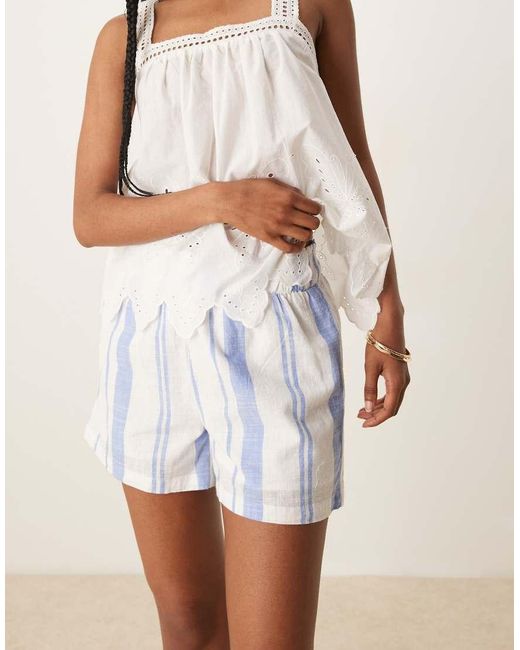 Jdy Natural Pull On Relaxed Shorts
