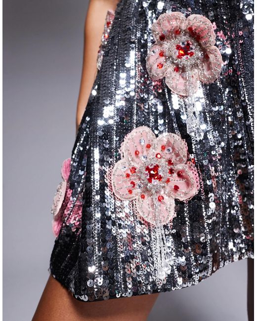 Robe bandeau courte à sequins ornée ASOS en coloris Metallic