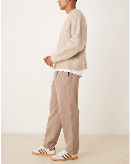 Pantalones Tapered Marrones Extragrandes De ASOS de hombre de color Natural