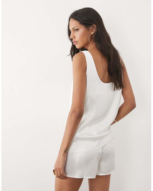 4th & Reckless Natural Satin Tie Front Detail Singlet