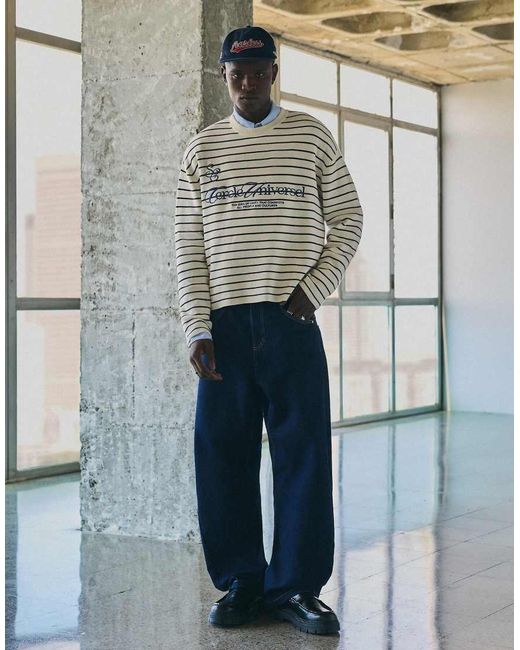 Bershka Blue Stitched Jeans for men