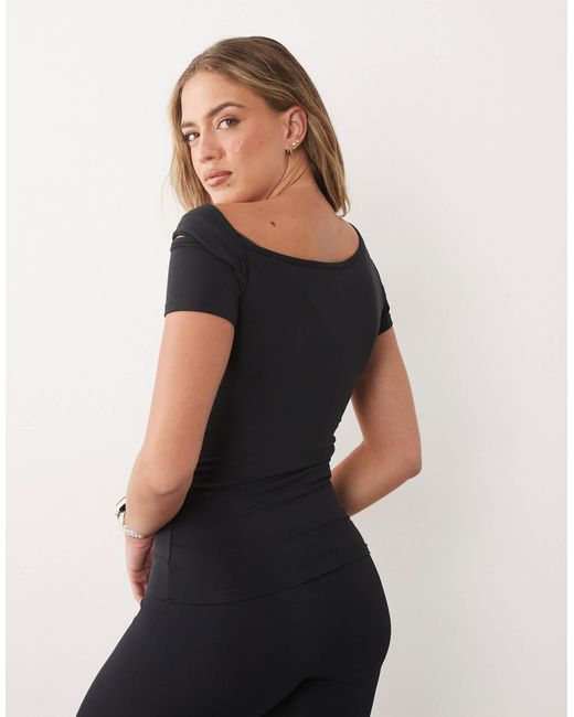 Top 4505 en coloris Black