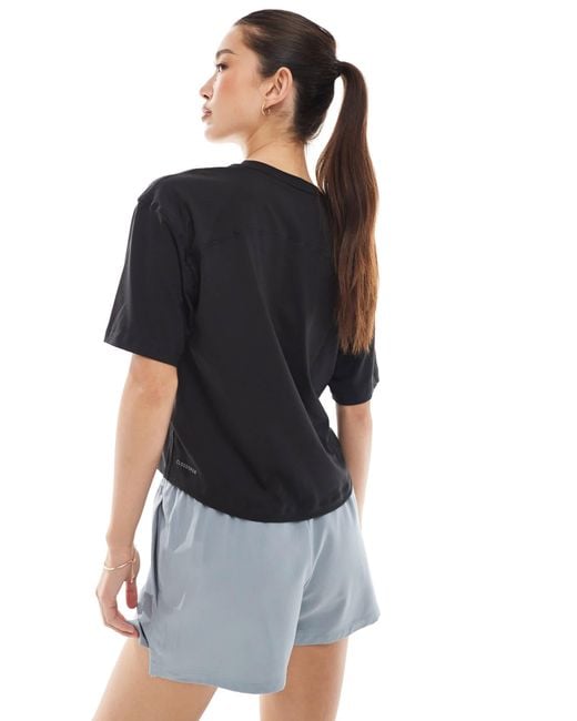 PUMA Black Cloudspun Relaxed T-shirt
