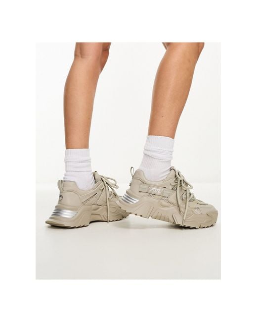 Steve madden shop beige sneakers