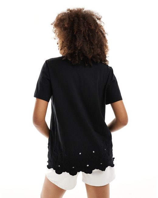 ASOS Embroidered Hem T-shirt in Black | Lyst