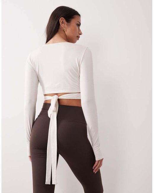 Gina Tricot White Cropped Yoga Wrap Cardigan