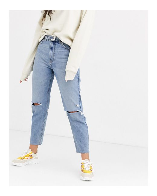 mom jeans with belt