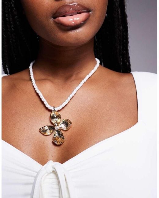 ALDO Metallic Chicadellicc Cord Necklace With Flower Pendant