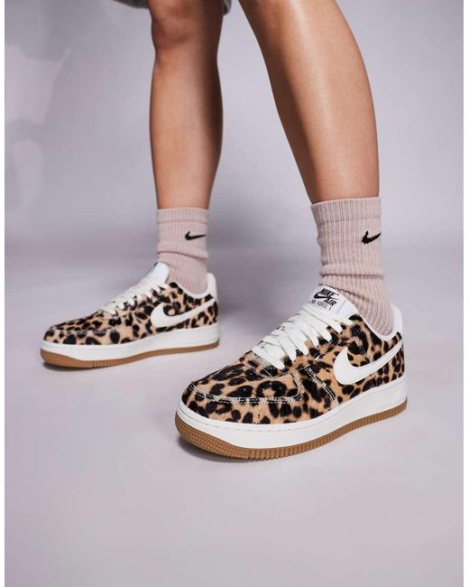 Nike Metallic Air Force 1 '07 Trainers