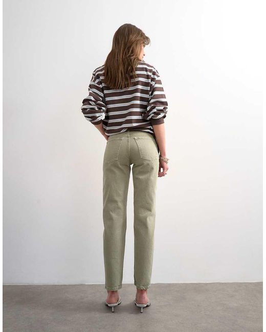 TOPSHOP White Runway Mid Rise Straight Jean