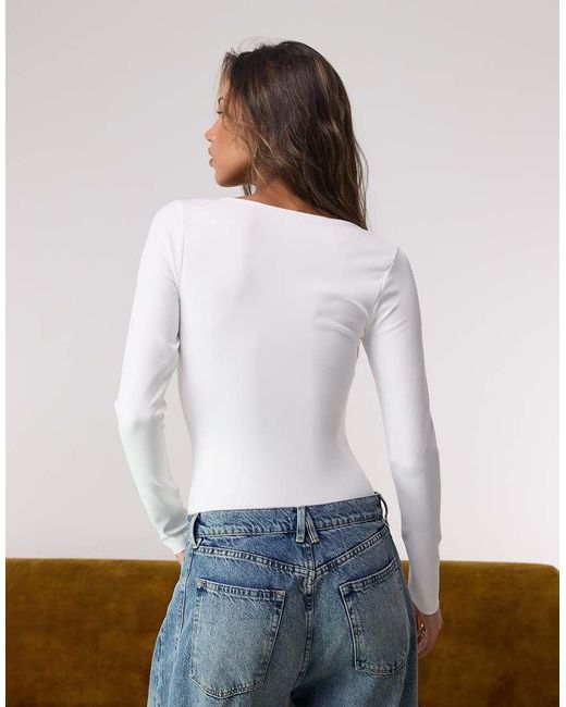 Body Blanco De Manga Larga Con Cuello Ancho De Tejido Efecto Neopreno De GOOD AMERICAN de color Brown