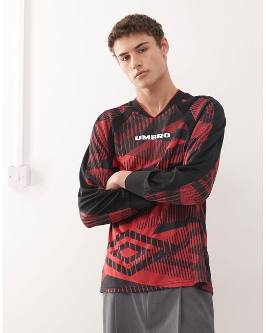Umbro – bedrucktes, langärmliges trikot-oberteil in Red für Herren