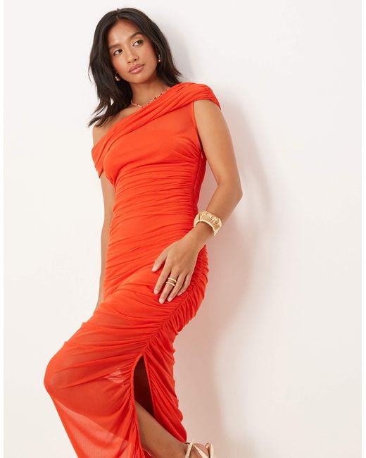 Robe asymétrique longueur mollet froncée en tulle - foncé Forever New en coloris Red