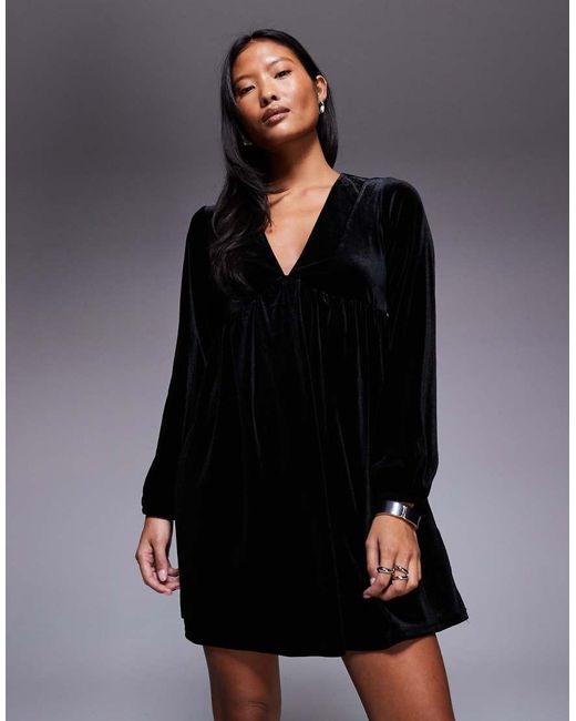 New Look Aangerimpelde Fluwelen Mini-Jurk in het Black