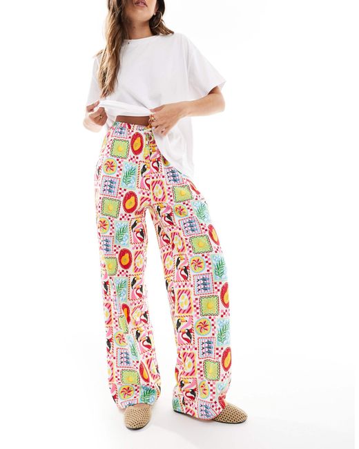 Threadbare White – gerade geschnittene jersey-hose mit postkarten-print und kordelzugbund