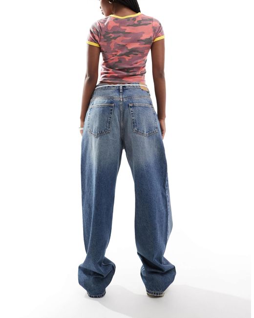 Weekday Blue – rail – locker geschnittene jeans