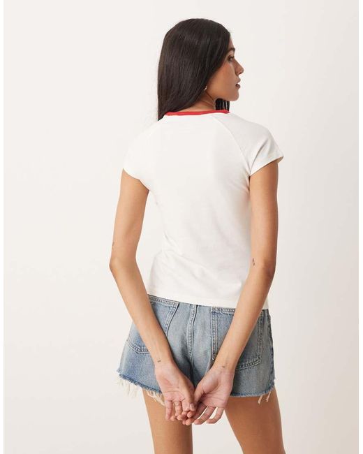 T-Shirt Color Panna Con Profili A Contrasto di JJXX in Gray