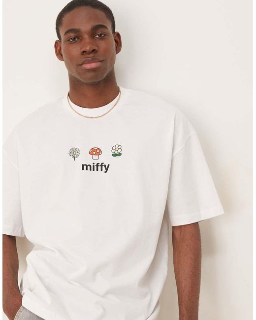 T-Shirt Oversize Bianca Con Stampe Di Miffy di ASOS in White