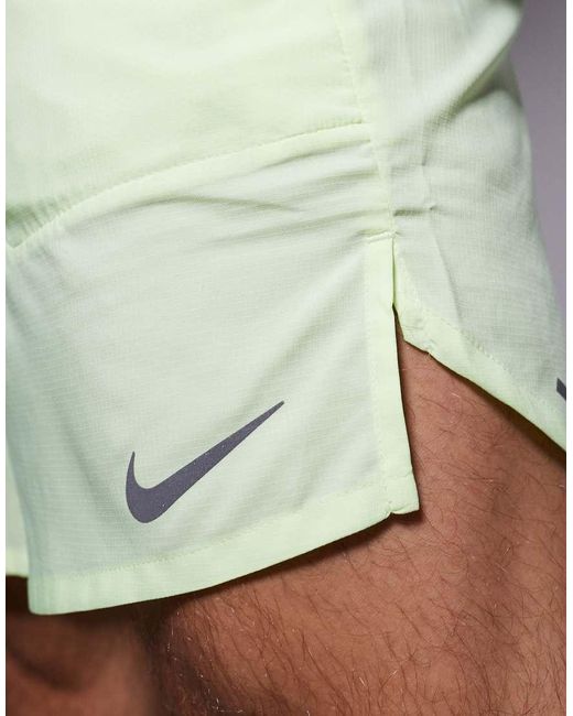 Nike Green Challenger Dri-fit 7 Inch Shorts for men
