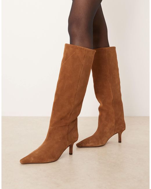 Cleoni - bottes montantes à enfiler en daim ASOS en coloris Natural