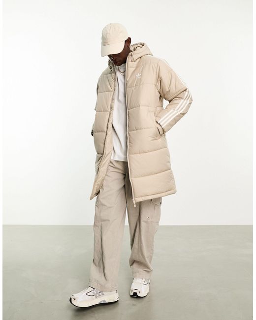 Piumino beige taglio lungo con cappuccio e 3 strisce di Adidas Originals in Natural da Uomo