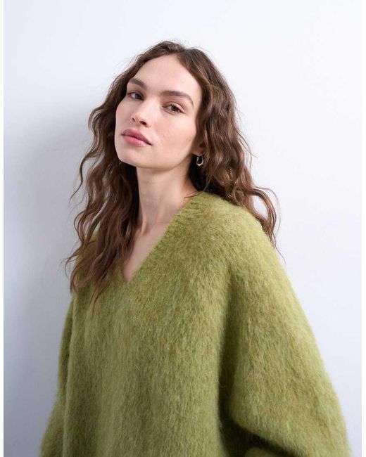 TOPSHOP Green Knitted Premium Alpaca V Neck Jumper