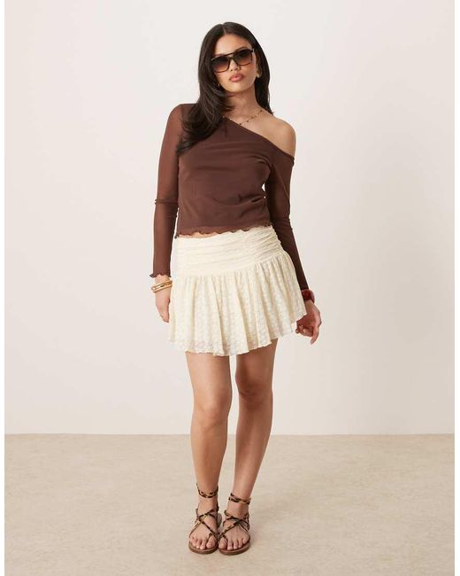 Minifalda Pastel De Encaje De -Blanco Gina Tricot de color Brown