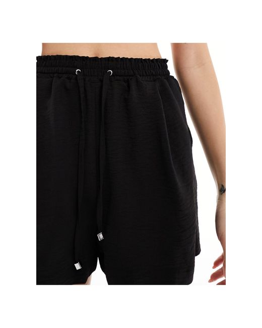 New Look Black Pull On Shorts
