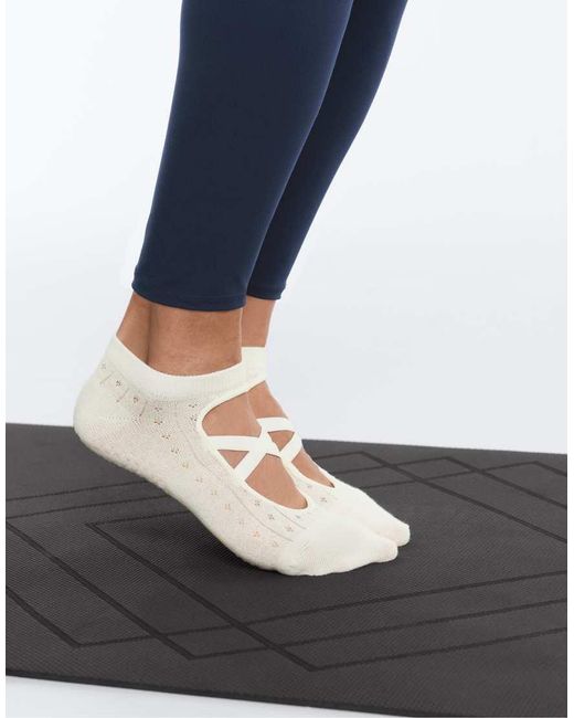 Oysho White 2 Pairs Of Cotton Blend Yoga And Pilates Sneaker Socks With Crossover Straps