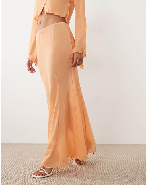 Gonna Lunga di ASOS in Natural