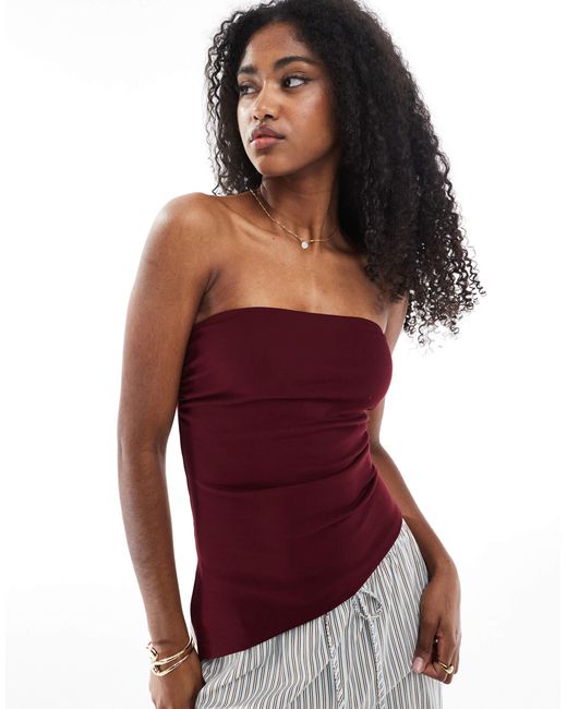 Bershka Red – trägerloses, asymmetrisches oberteil