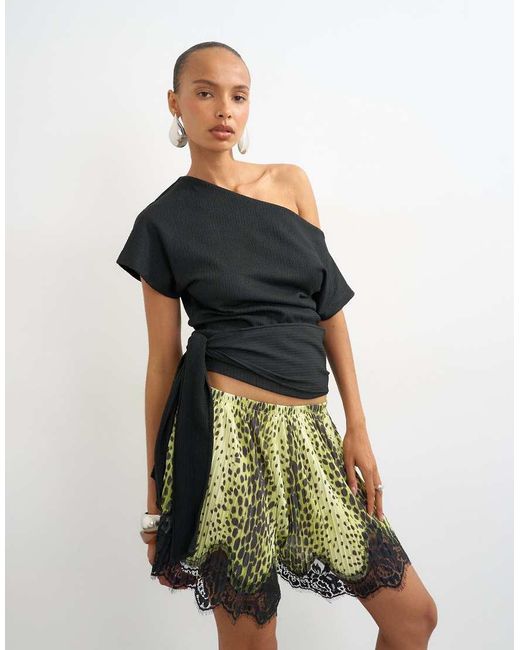 TOPSHOP Black Crinkle Off Shoulder Tie Front Top